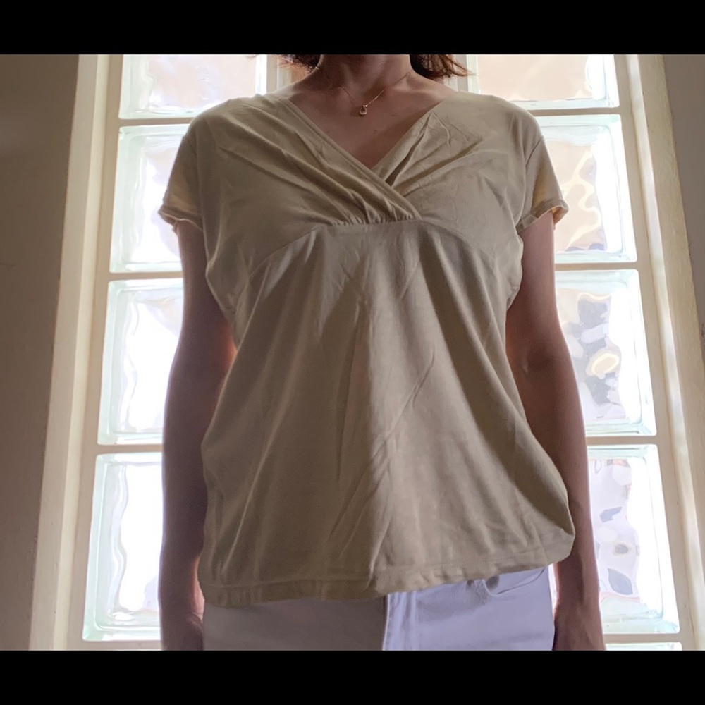 New ANN TAYLOR Beige T shirt size MS